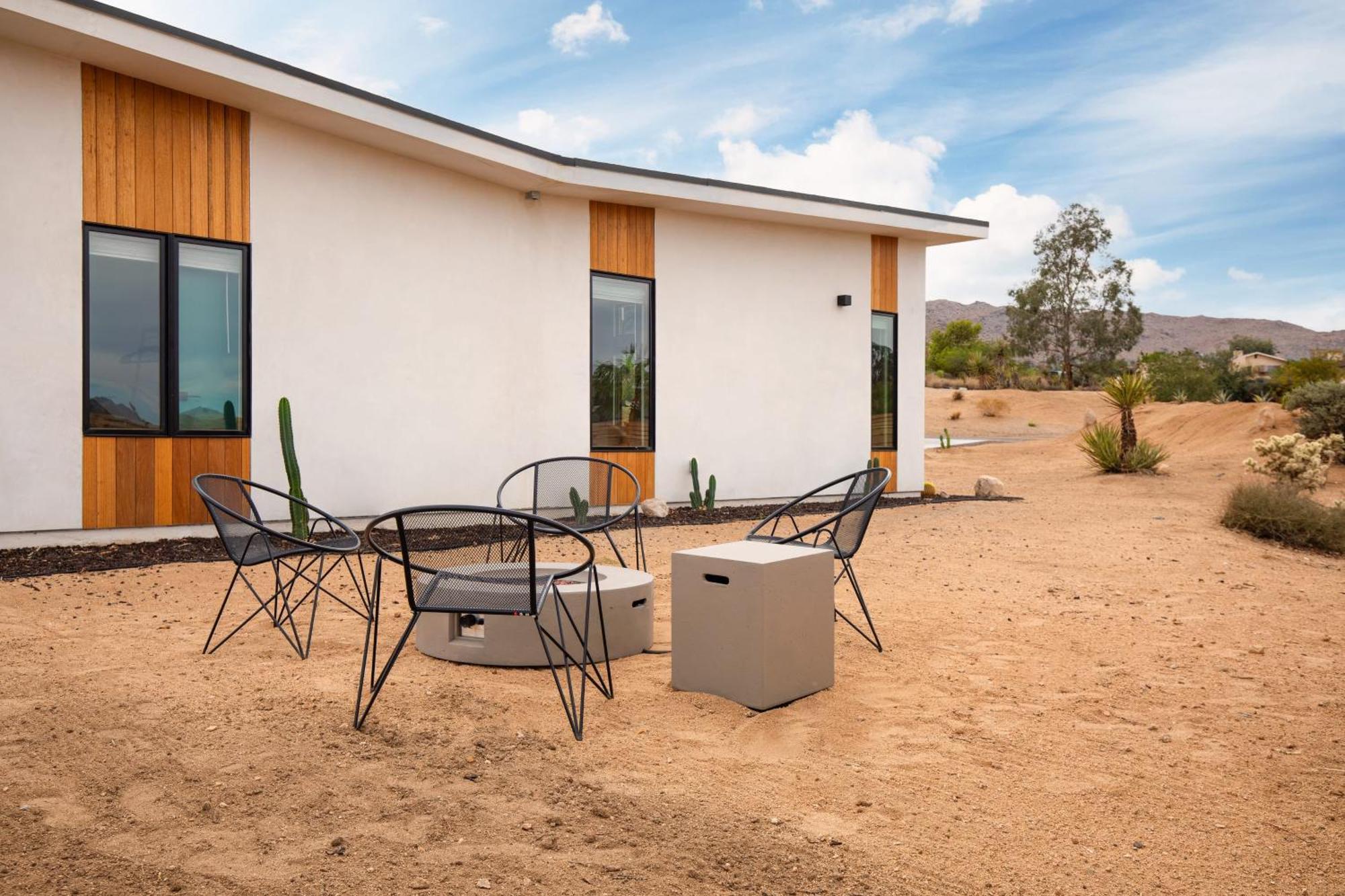 Chicory By Avantstay Modern Desert Retreat W Hot Tub Джошуа-Три Экстерьер фото